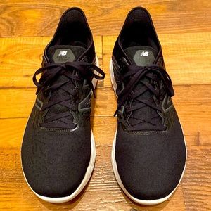 New Balance Men's Fresh Foam Beacon V3 Running Shoe, Size 10